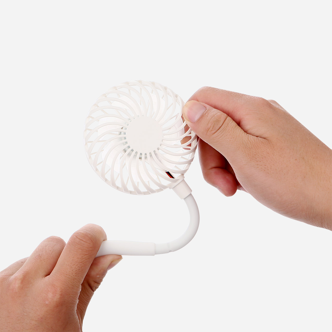 Nouveau ventilateur de cou portable de haute qualité ventilateur de cou  mains libres sans feuilles un must pour sortir en été