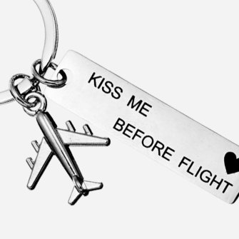 Kiss Me Before Flight Schlüsselanhänger aus Edelstahl